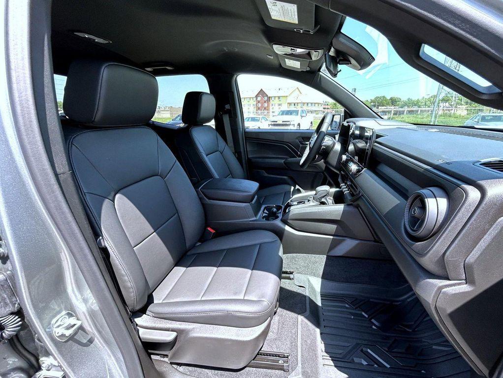 new 2026 Chevrolet Colorado car, priced at $43,245
