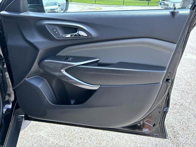 new 2025 Chevrolet Trax car, priced at $26,989