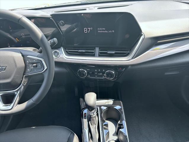 new 2025 Chevrolet Trax car, priced at $26,989