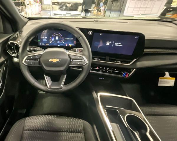 new 2025 Chevrolet Equinox car, priced at $32,294