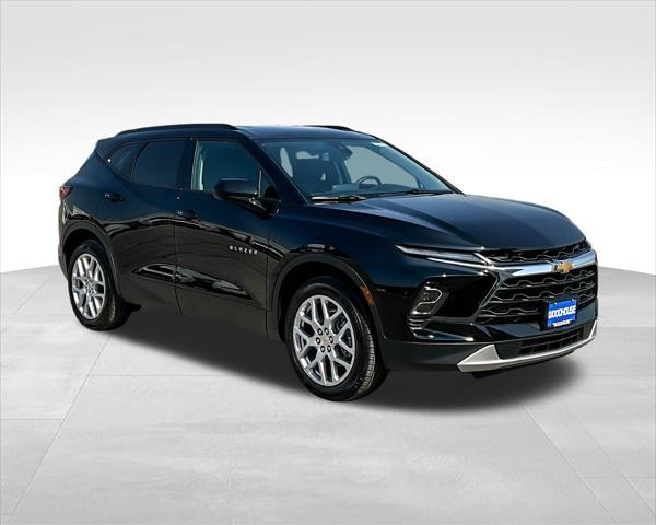 new 2025 Chevrolet Blazer car, priced at $39,809