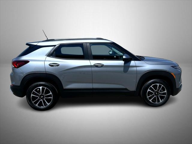 new 2025 Chevrolet TrailBlazer car, priced at $29,384