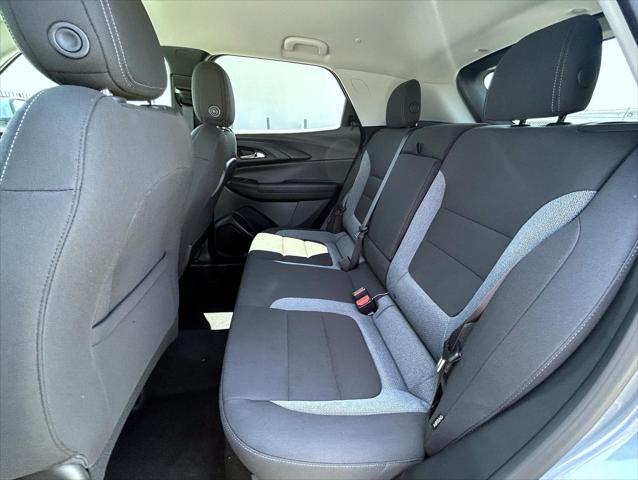 new 2025 Chevrolet TrailBlazer car, priced at $29,384