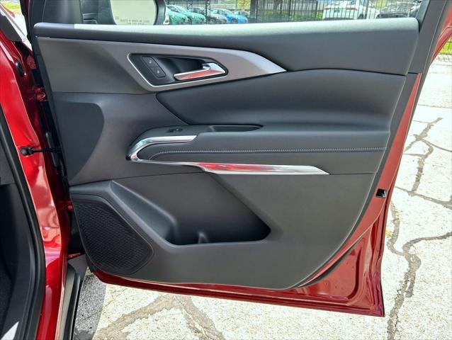new 2025 Chevrolet Traverse car, priced at $44,989