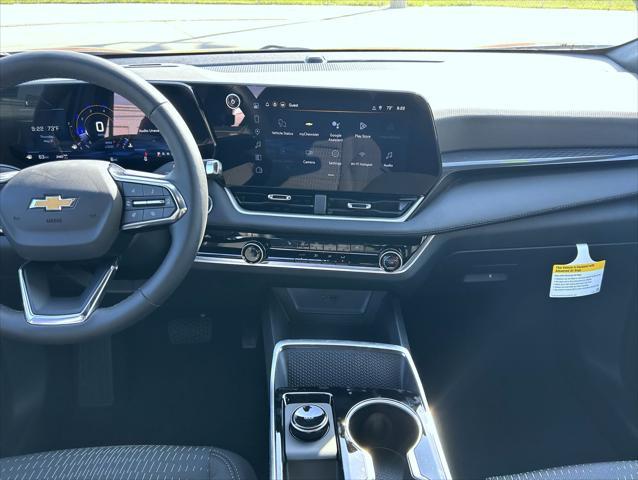 new 2026 Chevrolet Equinox car, priced at $32,490