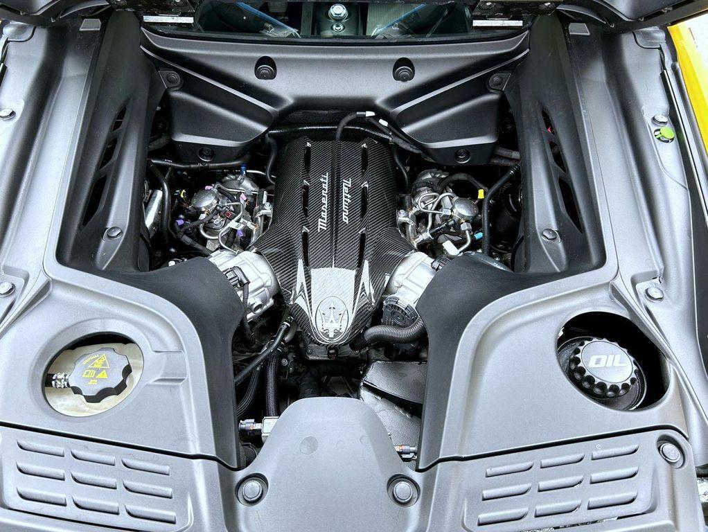 used 2022 Maserati MC20 car, priced at $181,998