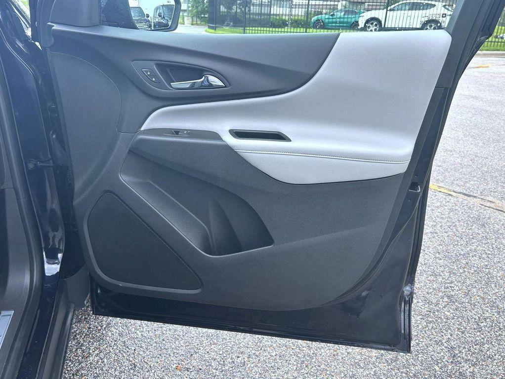 used 2021 Chevrolet Equinox car, priced at $21,488