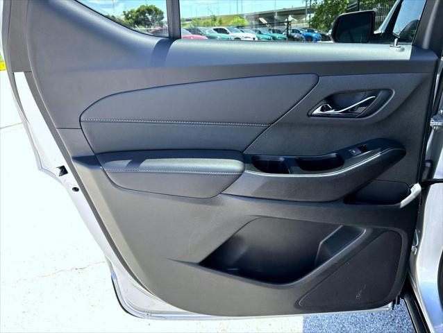 used 2022 Chevrolet Traverse car, priced at $30,997