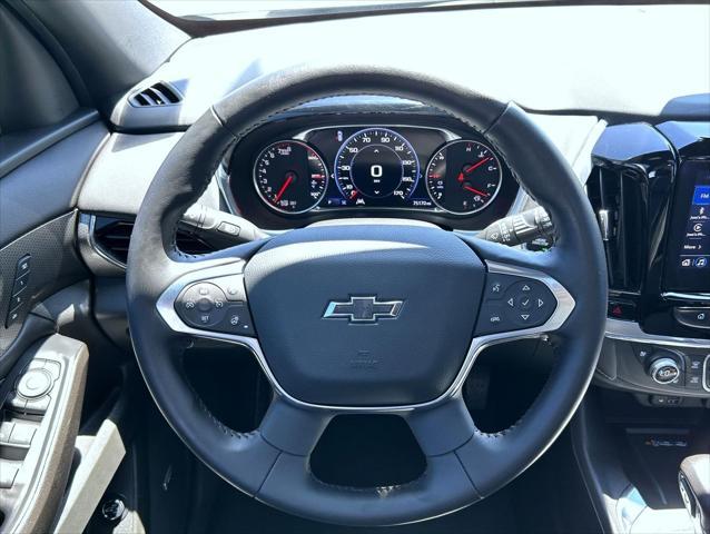 used 2022 Chevrolet Traverse car, priced at $30,997