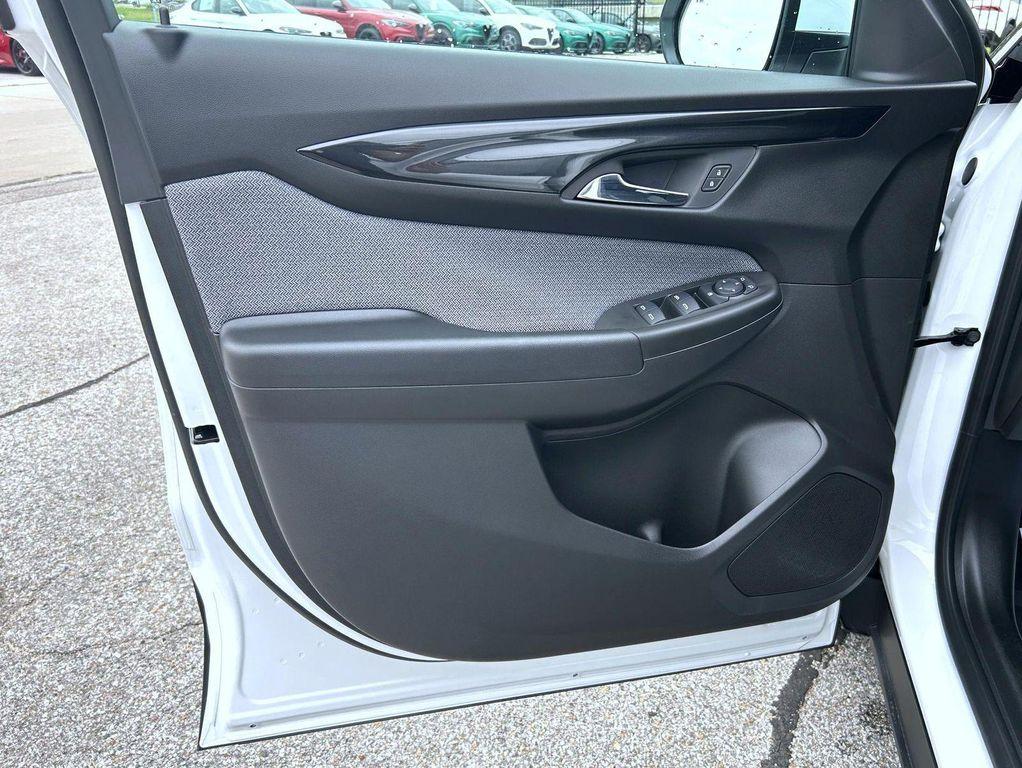 new 2026 Chevrolet TrailBlazer car, priced at $28,270