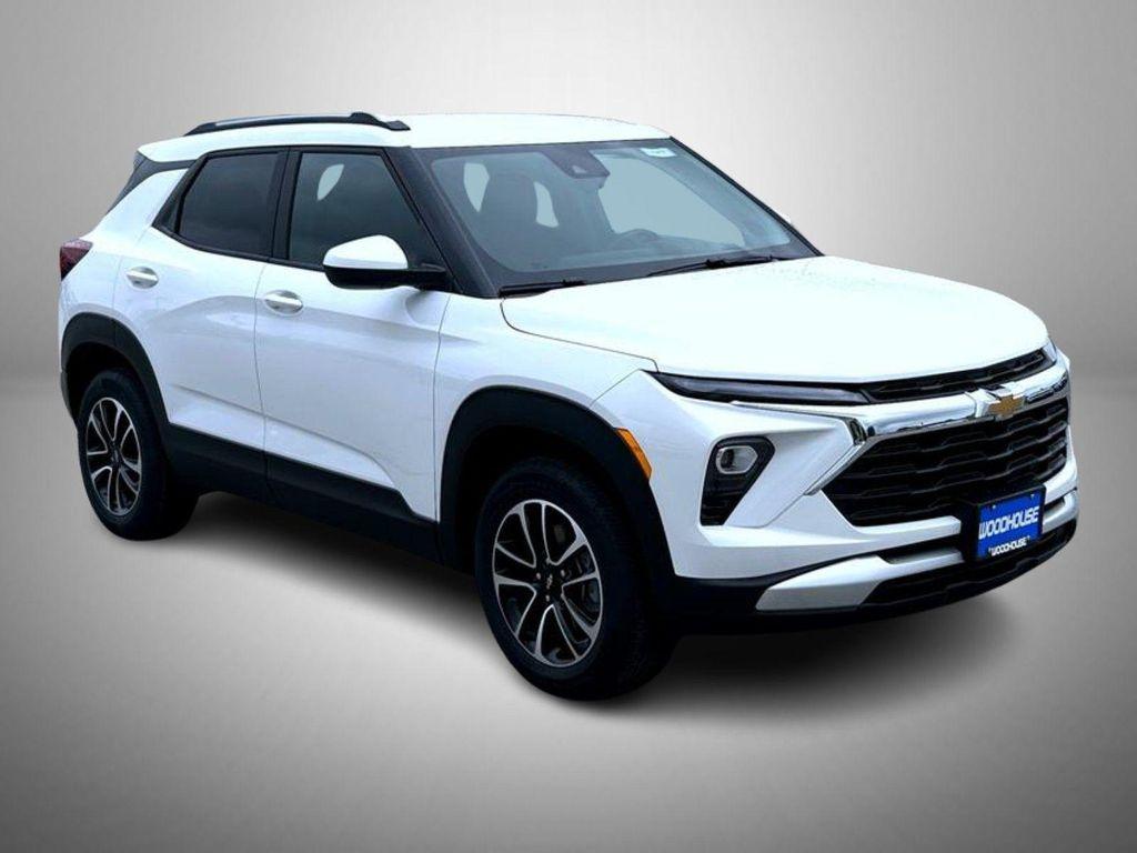 new 2026 Chevrolet TrailBlazer car, priced at $28,270