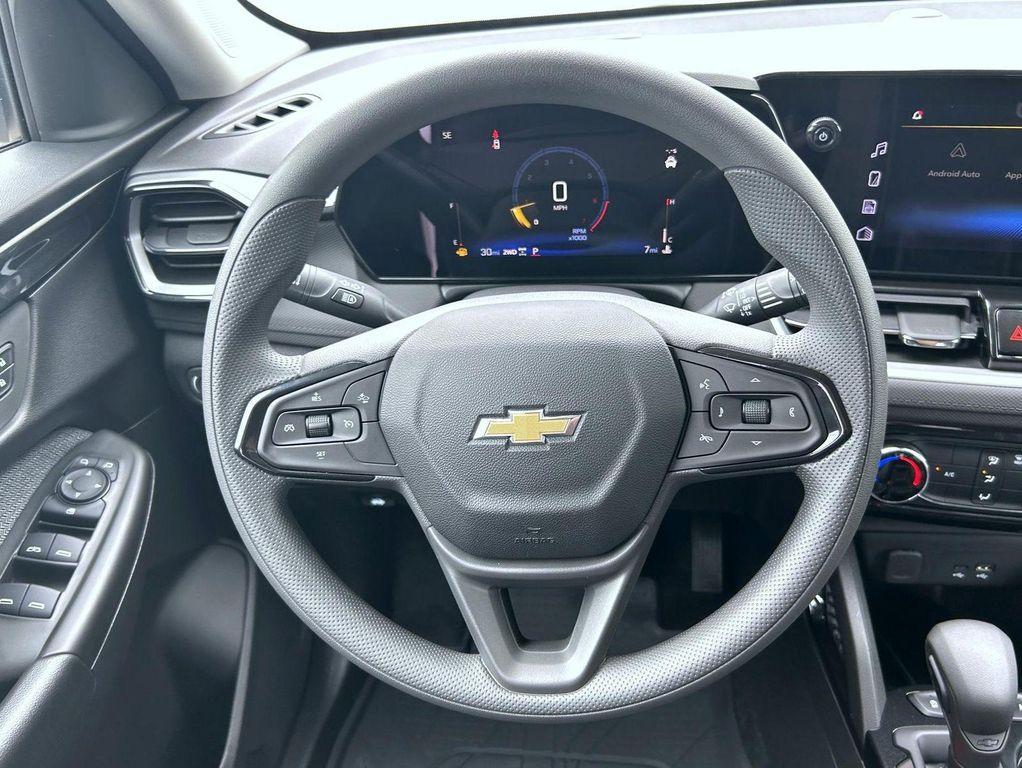 new 2026 Chevrolet TrailBlazer car, priced at $28,270