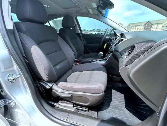 used 2015 Chevrolet Cruze car, priced at $8,694