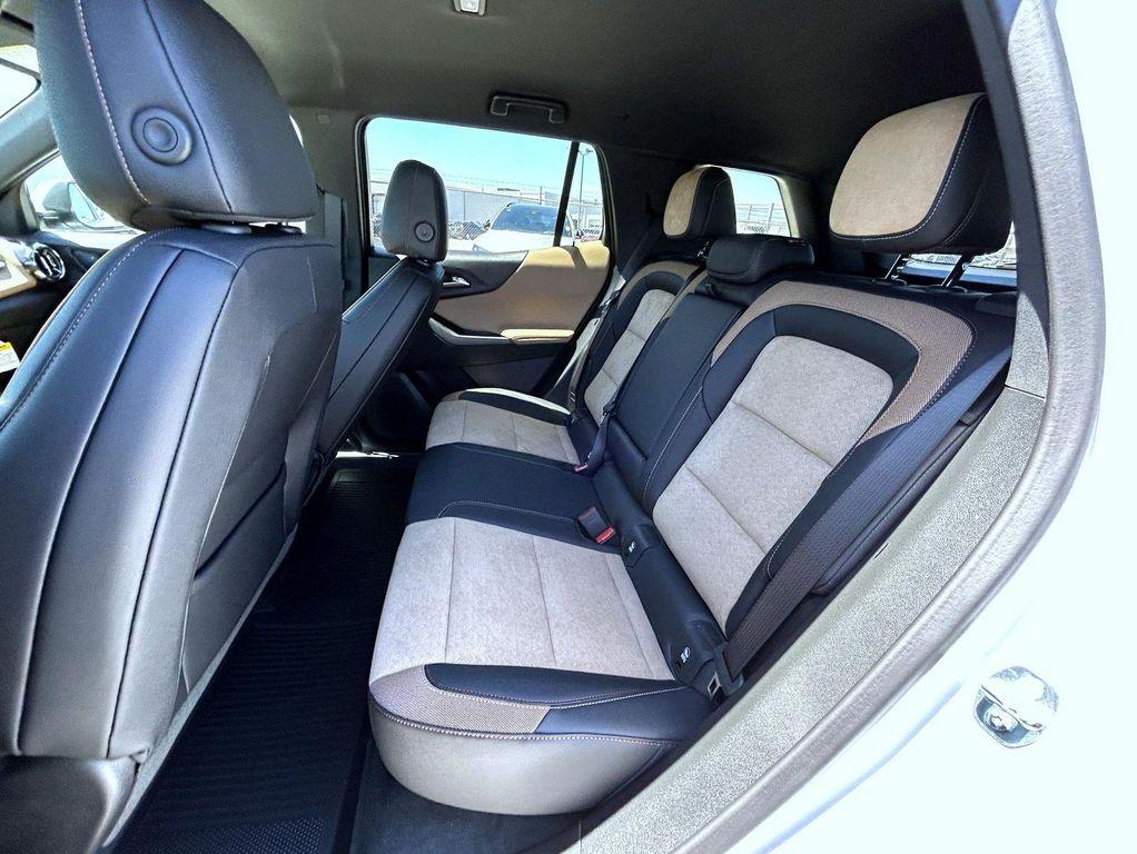 new 2026 Chevrolet Equinox car, priced at $37,456