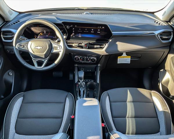 new 2025 Chevrolet TrailBlazer car, priced at $31,874