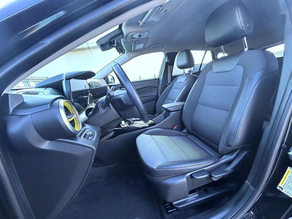 used 2024 Chevrolet Trax car, priced at $22,588