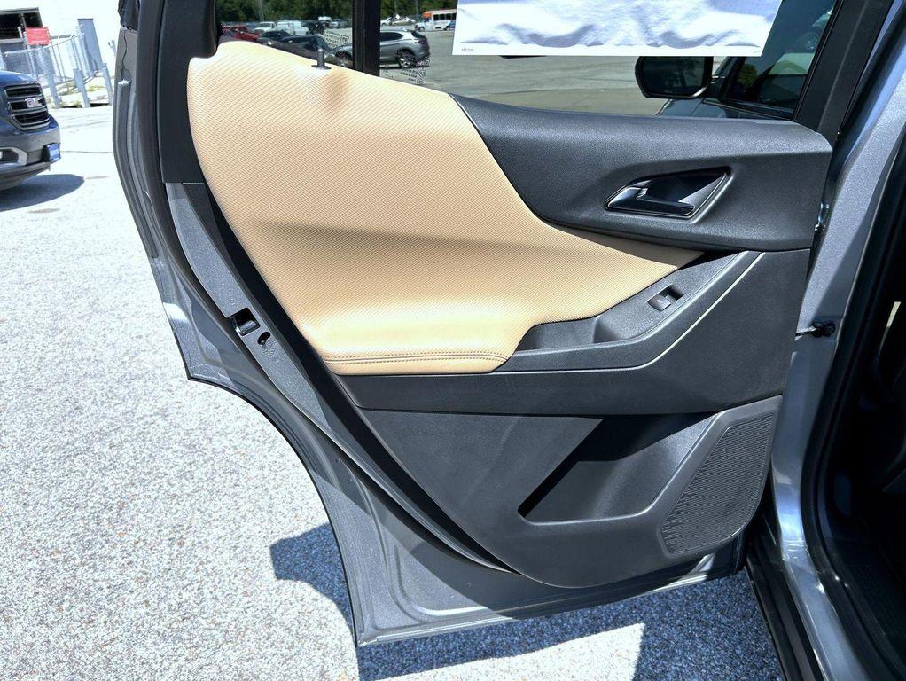 new 2026 Chevrolet Equinox car, priced at $38,400