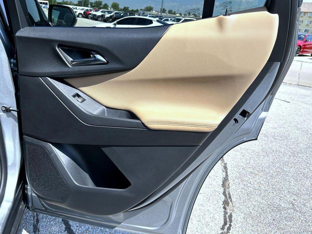 new 2026 Chevrolet Equinox car, priced at $38,400