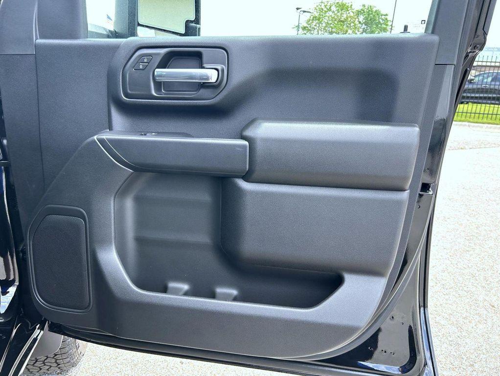 new 2025 Chevrolet Silverado 2500 car, priced at $57,873