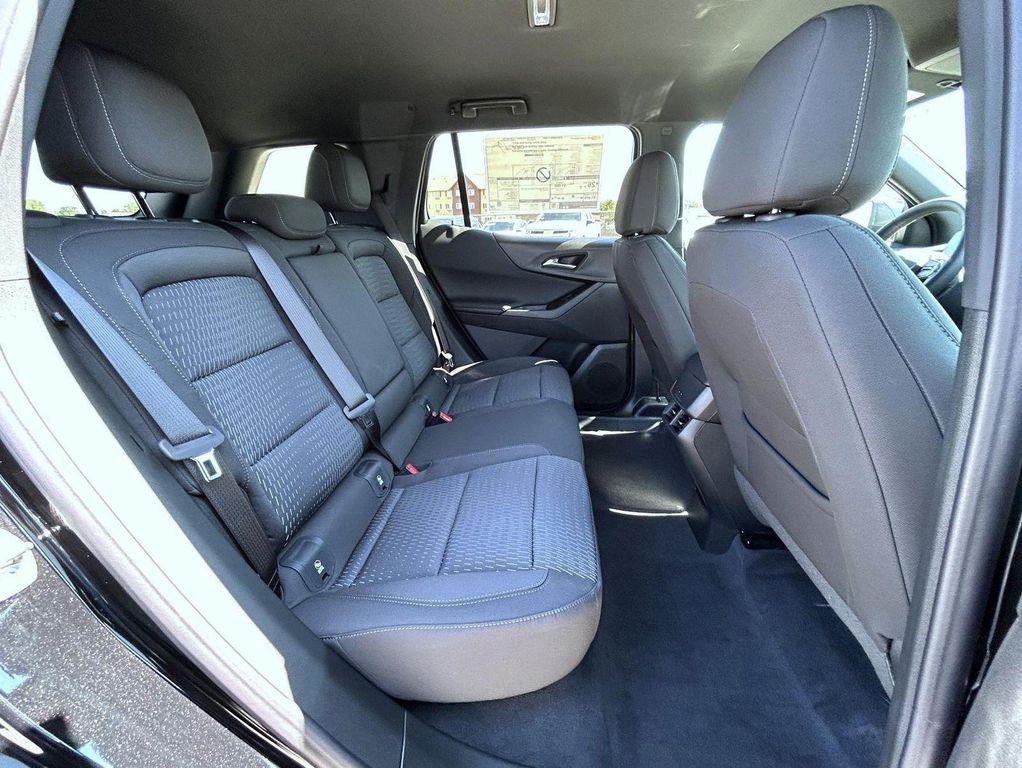new 2026 Chevrolet Equinox car, priced at $33,239
