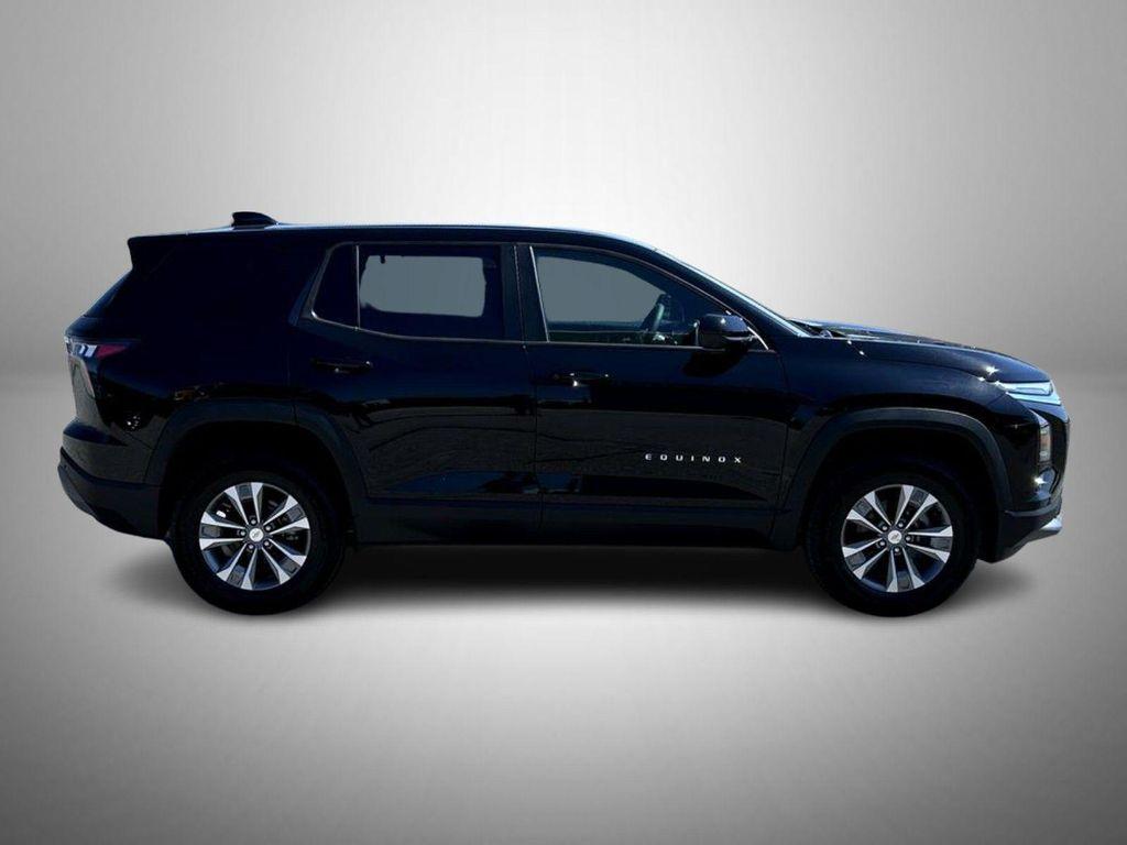new 2026 Chevrolet Equinox car, priced at $33,239