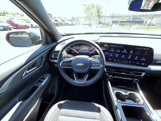 new 2025 Chevrolet Traverse car, priced at $43,385