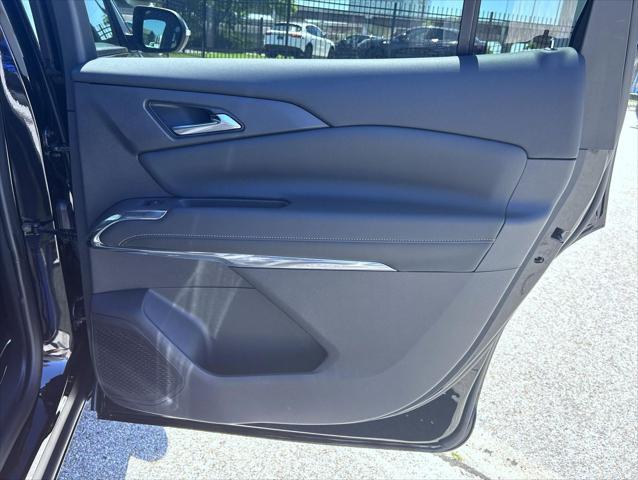 new 2025 Chevrolet Traverse car, priced at $43,385