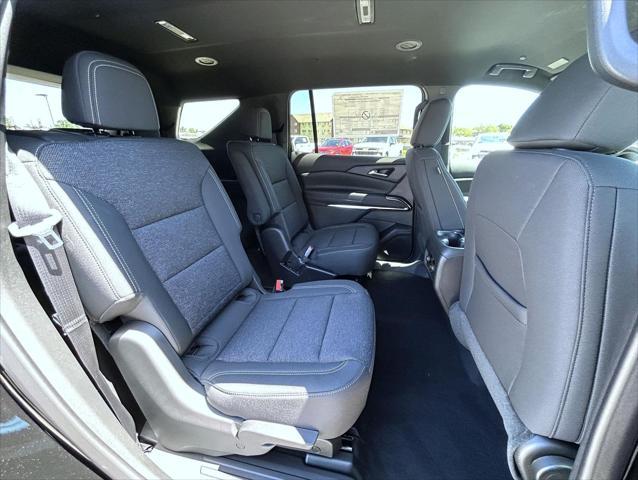 new 2025 Chevrolet Traverse car, priced at $43,385