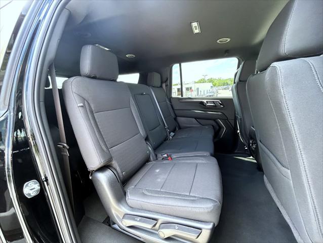 new 2025 Chevrolet Suburban car, priced at $69,090