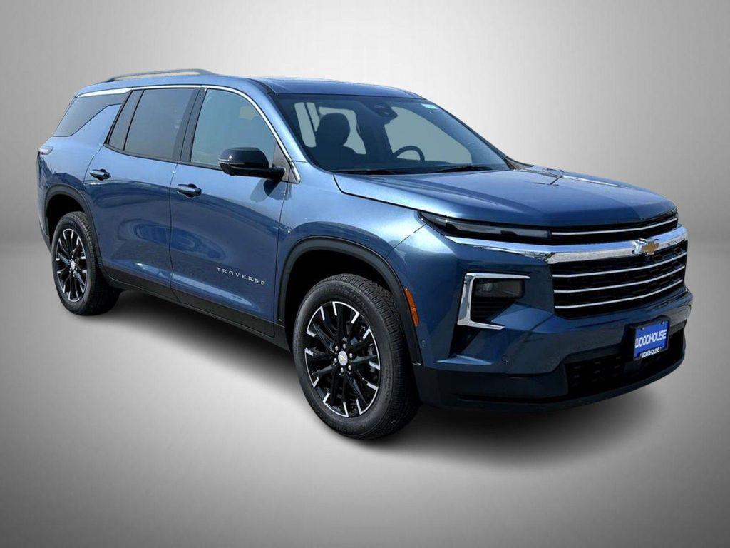new 2025 Chevrolet Traverse car, priced at $52,429