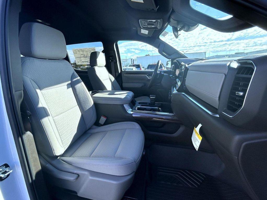 new 2026 Chevrolet Silverado 1500 car, priced at $58,674