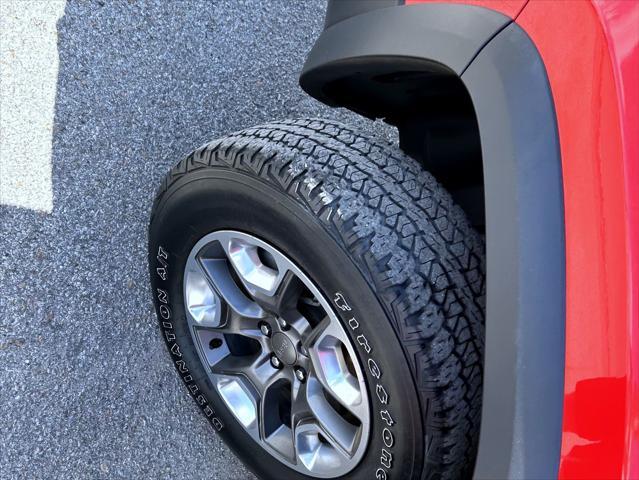 used 2019 Jeep Cherokee car, priced at $22,460