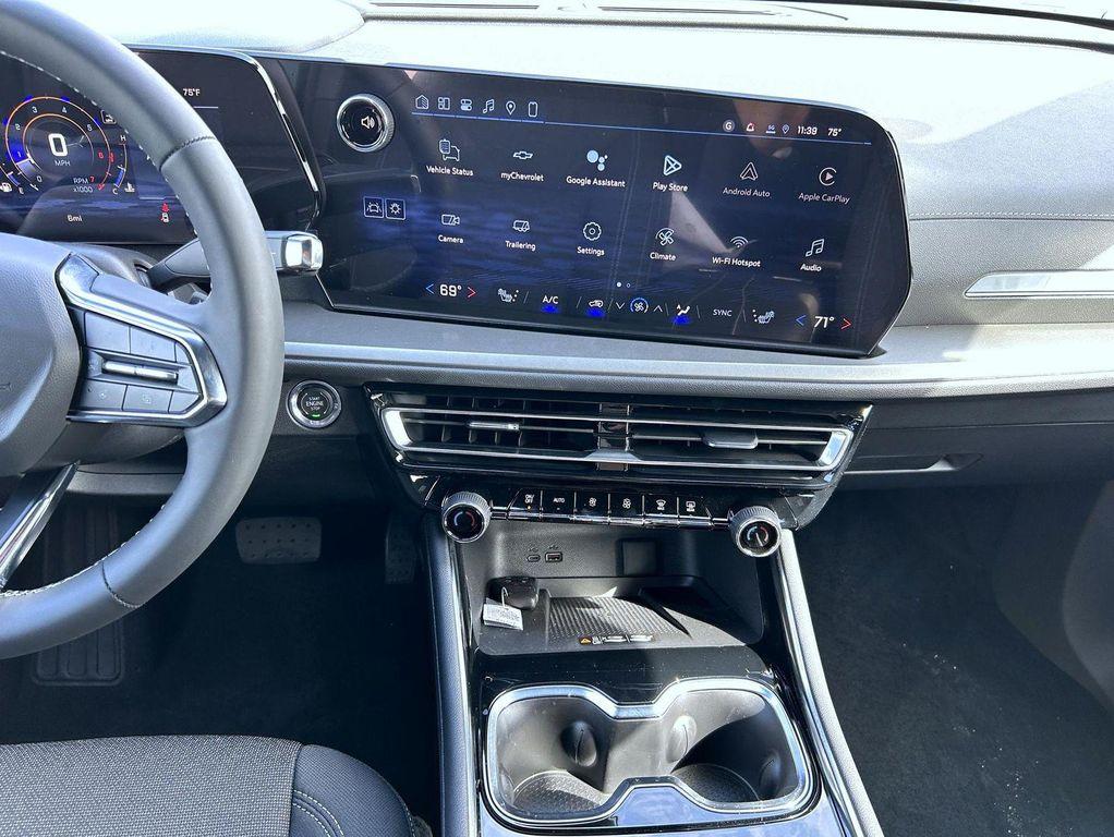 new 2026 Chevrolet Traverse car, priced at $47,820