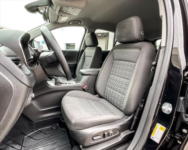 used 2023 Chevrolet Equinox car, priced at $27,123