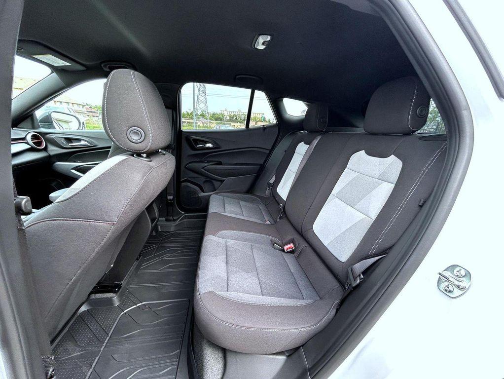 new 2025 Chevrolet Trax car, priced at $24,854
