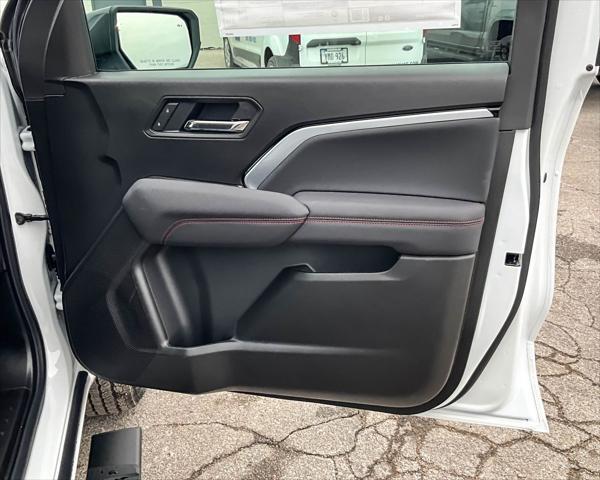 new 2025 Chevrolet Colorado car, priced at $44,690