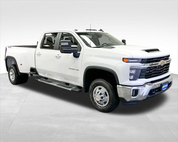 new 2025 Chevrolet Silverado 3500 car, priced at $76,419