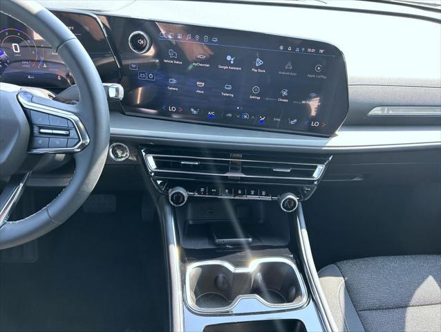 new 2025 Chevrolet Traverse car, priced at $43,850