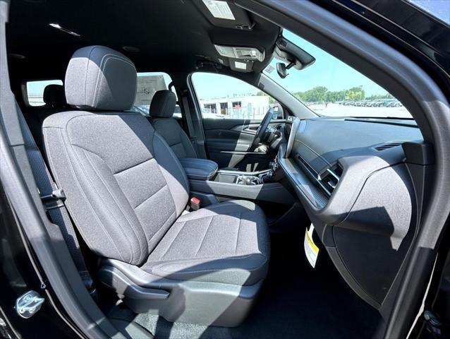 new 2025 Chevrolet Traverse car, priced at $43,850