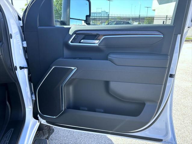 new 2025 Chevrolet Silverado 2500 car, priced at $75,669