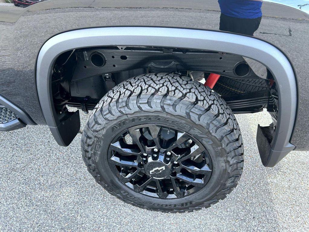 new 2025 Chevrolet Silverado 2500 car, priced at $75,075