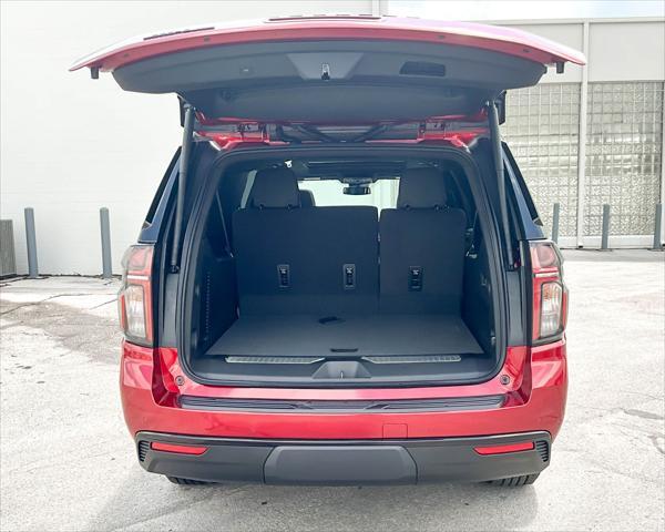 new 2024 Chevrolet Suburban car, priced at $72,209