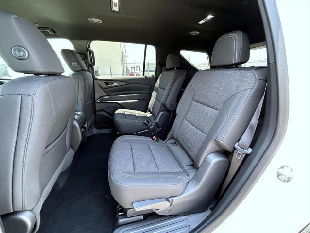 new 2025 Chevrolet Traverse car, priced at $43,385