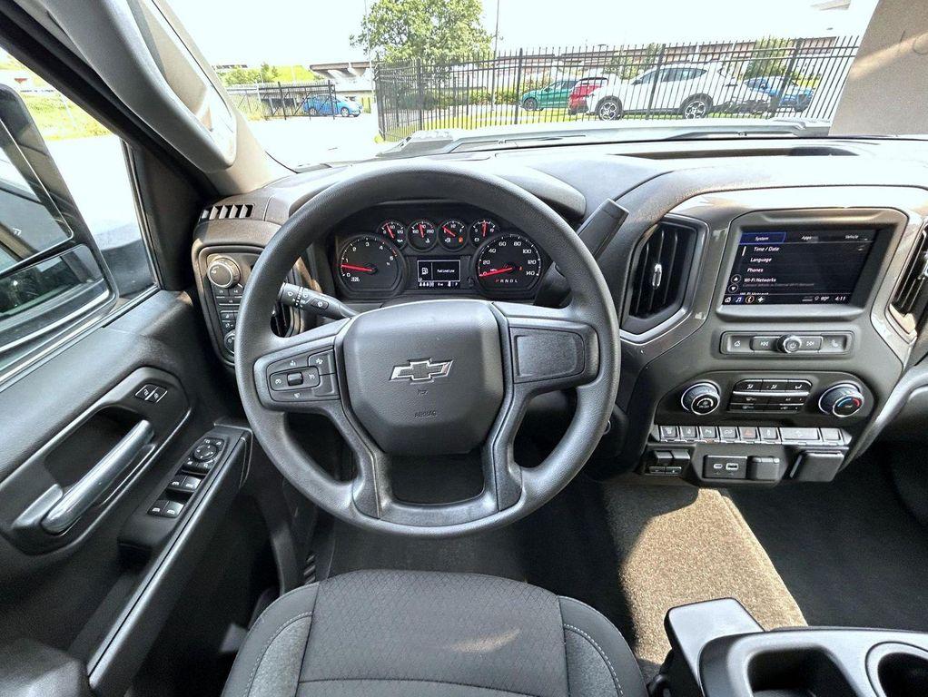 new 2025 Chevrolet Silverado 2500 car, priced at $67,624