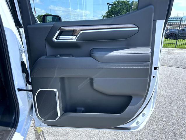 new 2025 Chevrolet Silverado 1500 car, priced at $52,193