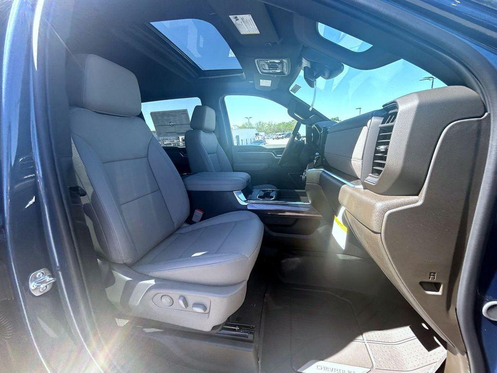 new 2025 Chevrolet Silverado 2500 car, priced at $78,171