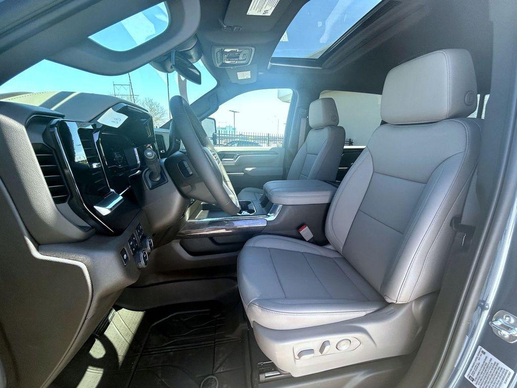 new 2025 Chevrolet Silverado 2500 car, priced at $78,171