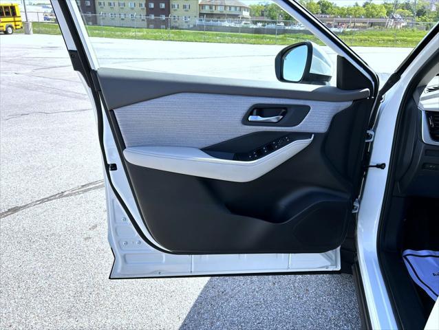 used 2021 Nissan Rogue car, priced at $24,115