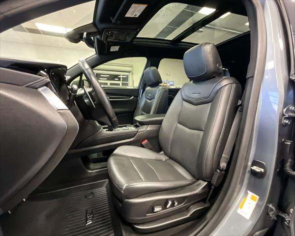 used 2021 Cadillac XT6 car, priced at $34,310