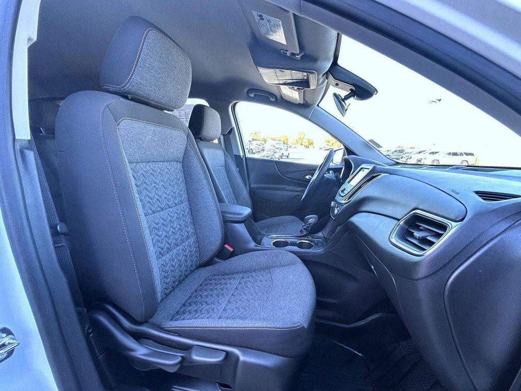 used 2024 Chevrolet Equinox car, priced at $25,598